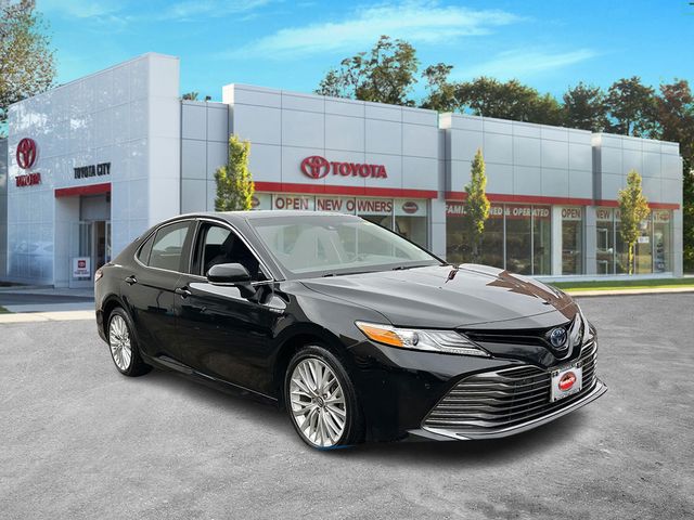 2018 Toyota Camry Hybrid XLE FWD