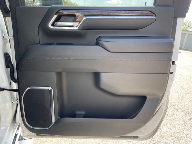 2024 GMC Sierra 2500HD SLE - Summit White exterior view 10