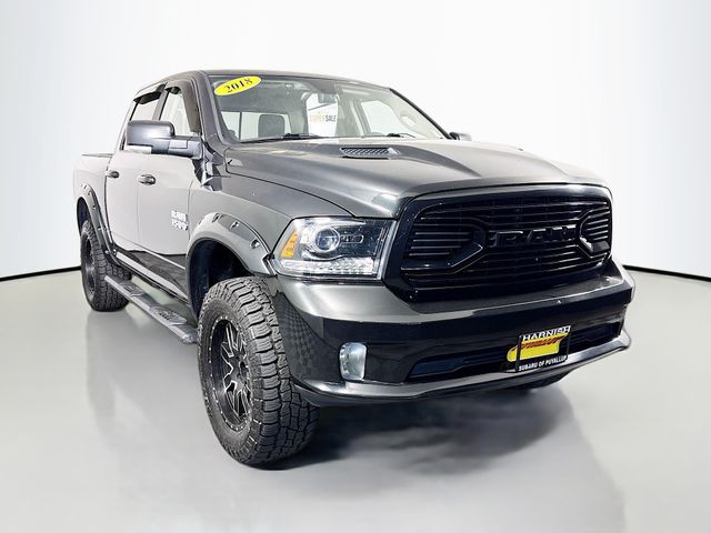 Brilliant Black Crystal Pearlcoat 2018 RAM 1500 Sport Crew Cab 4WD Pickup Truck Four-Wheel Drive 8-Speed Automatic