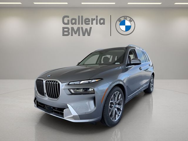 2026 BMW X7 40i's photo