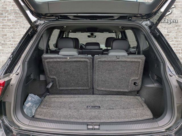2022 Volkswagen Tiguan 2.0T SE R-Line Black Black at Stokes Volkswagen