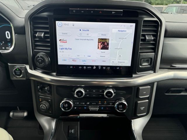 Used 2021 Blue Ford Lariat image 25
