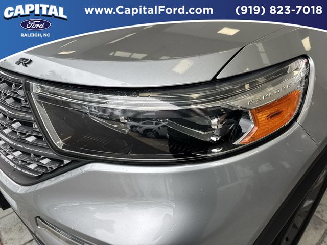 Used 2023 Silver Ford XLT image 11