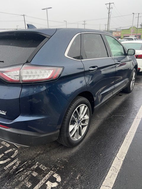 2017 Ford Edge Titanium 8