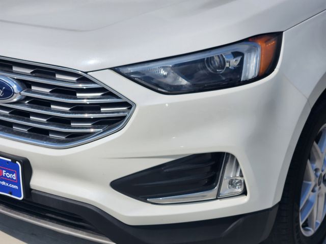 2022 Star White Metallic Tri-Coat Ford Edge SEL AWD SUV