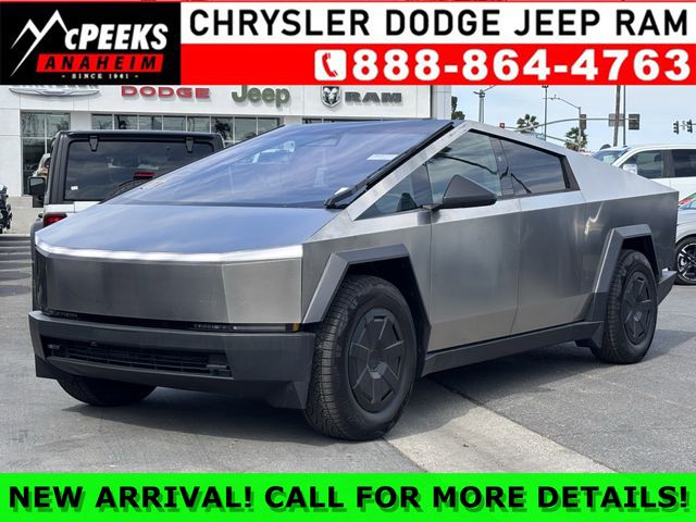 2025 Tesla Cybertruck Crew Cab AWD Pickup Truck All-Wheel Drive 1-Speed Automatic