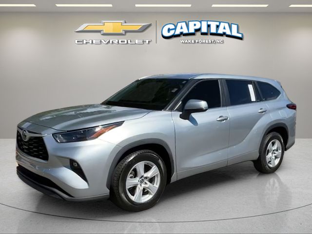 2023 Toyota Highlander LE FWD