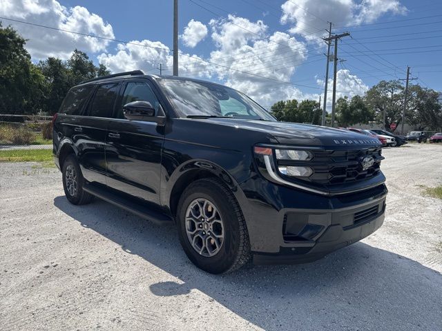 Black Metallic 2025 Ford Expedition SUV / Crossover Four-Wheel Drive Automatic