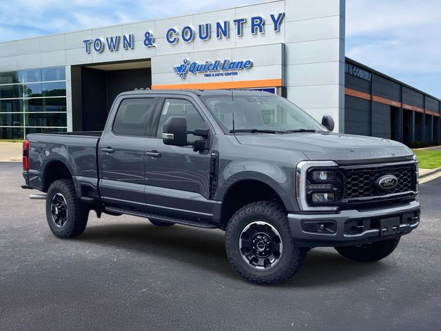 Carbonized Gray Metallic 2026 Ford F-250 Super Duty Pickup Truck Four-Wheel Drive Automatic