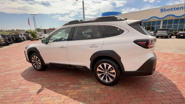 Used 2025 Subaru Outback SUV