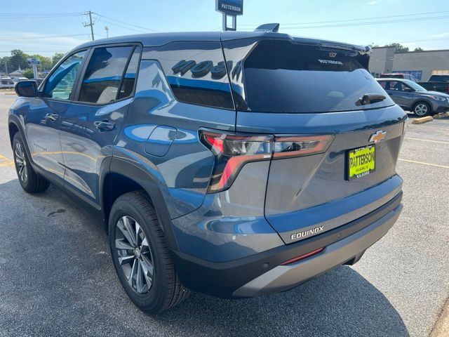 2027 Chevrolet Equinox LT - Photo 9