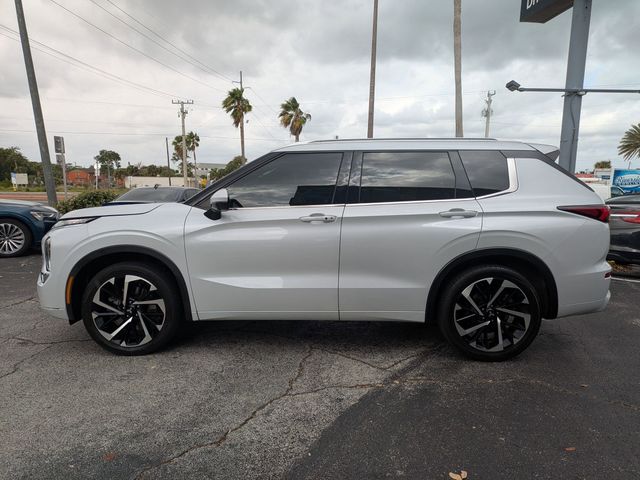 Used 2022 Mitsubishi Outlander SEL 4D Sport Utility