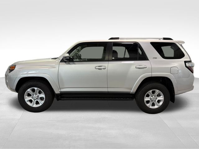2022 Toyota 4Runner SR5 Premium - 3