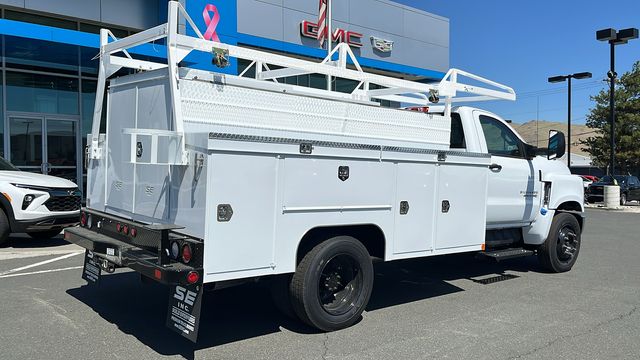 2024 Chevrolet Silverado 4500HD Work Truck 2