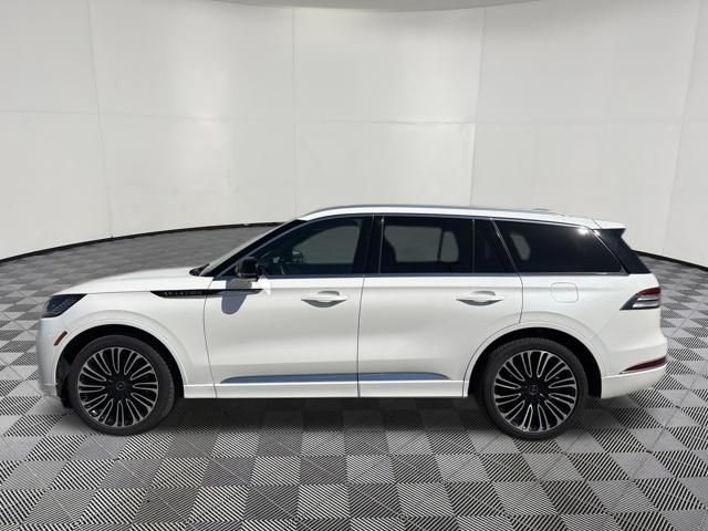 2025 White Metallic Lincoln Aviator Black Label AWD SUV