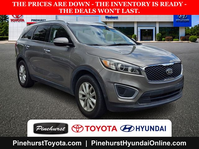 2016 Kia Sorento LX AT's photo
