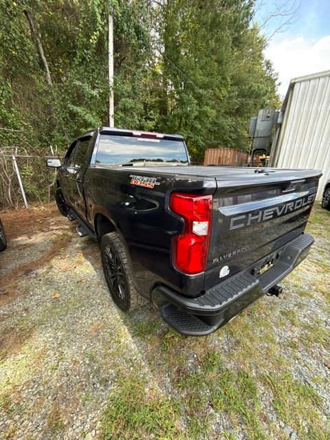 Used 2022 Gray Chevrolet LT Trail Boss image 4