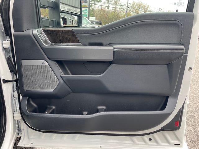2024 Ford F-250SD Lariat - White Metallic exterior view 15