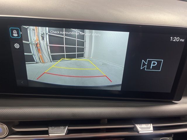 Used 2025 Gray Hyundai SEL image 14