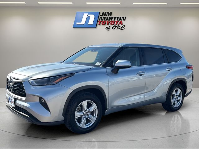 Celestial Silver Metallic 2023 Toyota Highlander SUV / Crossover Front-Wheel Drive 8-Speed Automatic