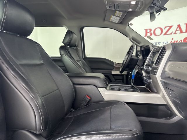 2019 Ingot Silver Metallic Ford Super Duty F-250 SRW Lariat 4X4 Truck