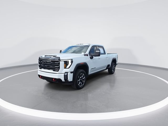 Used 2024 White GMC AT4 image 4