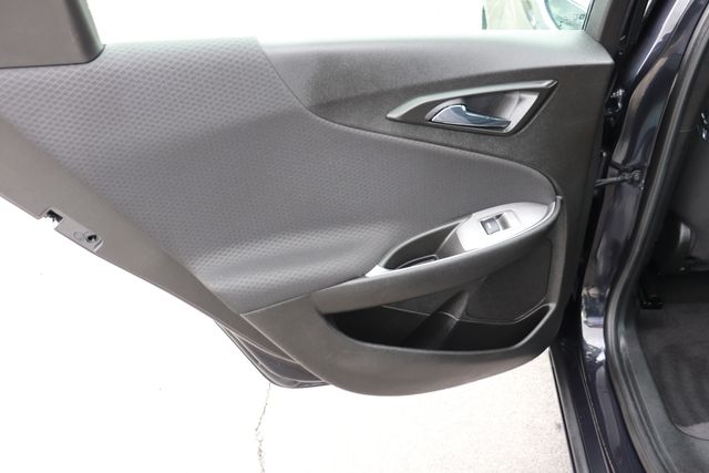 2023 Chevrolet Malibu LT photo