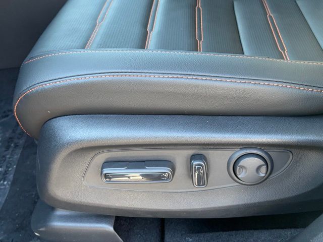 new 2026 Honda CR-V Hybrid car, priced at $41,675