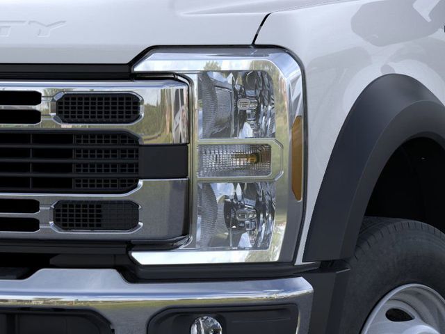 2025 Ford F-600 Super Duty 