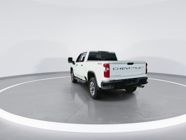 Used 2026 White Chevrolet Custom image 8