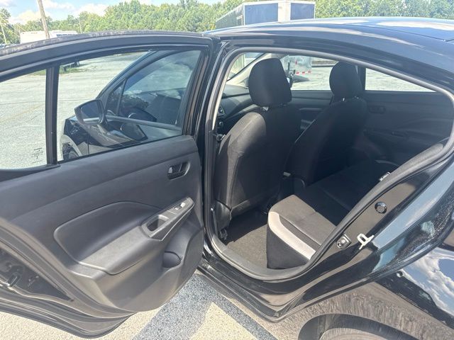 2025 Nissan Versa 1.6 S:B02591