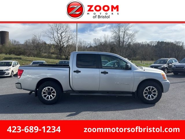 2011 Nissan Titan S Crew Cab