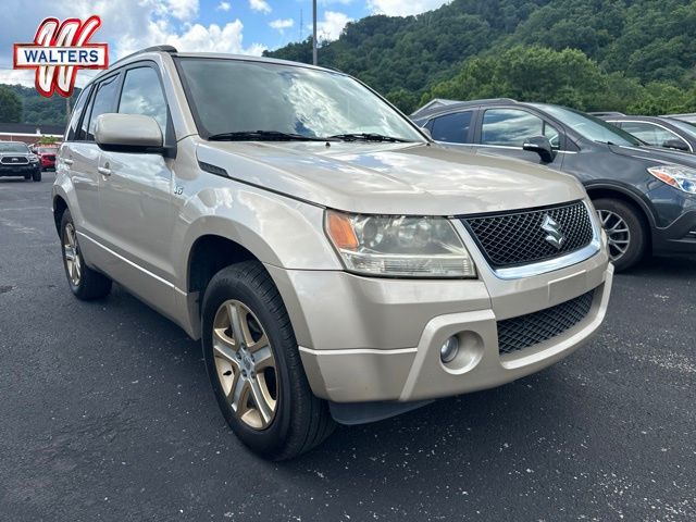 Gold 2006 Suzuki Grand Vitara SUV / Crossover Four-Wheel Drive 5-Speed Automatic Overdrive