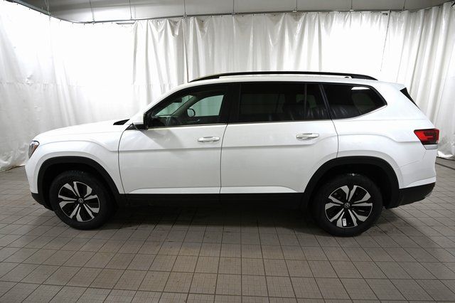 New 2026 White Volkswagen 2.0T SE image 10