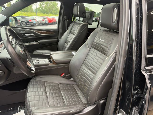 2023 Cadillac Escalade Sport Platinum - 6
