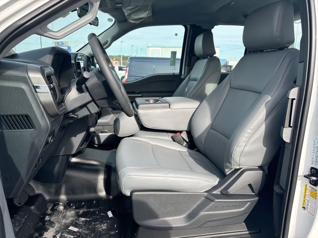 New 2026 Oxford White Ford XL image 13