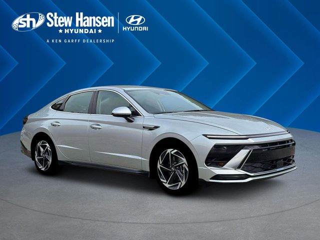 New 2026 Silver Hyundai SEL Sport image 10
