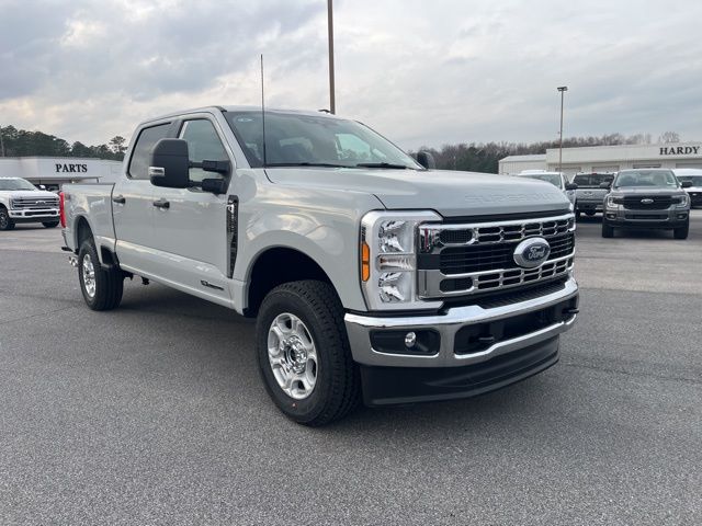 2026 Ford F-250 Super Duty XLT Crew Cab 4WD