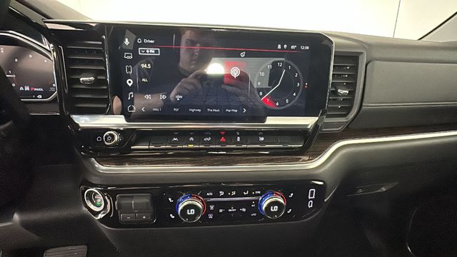 2026 Sterling Metallic GMC Sierra 1500 SLE 4X4 Truck