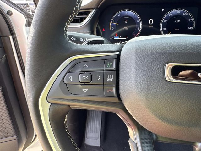 New 2026 White Jeep Laredo X image 23