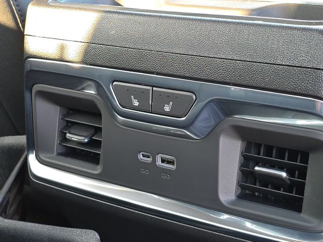 2026 Chevrolet Silverado 1500 LTZ:46645A2A
