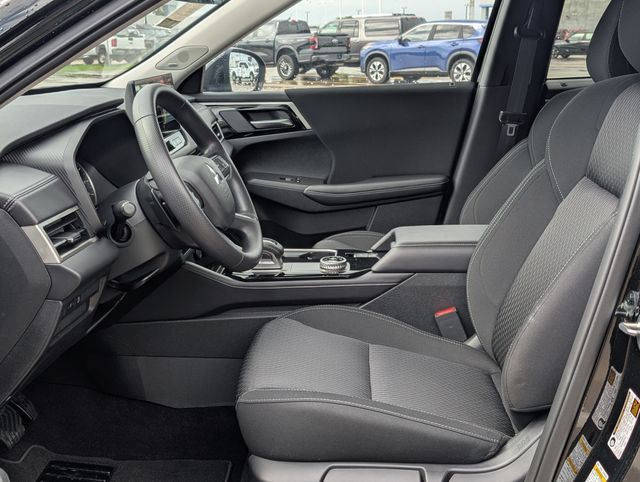 2026 Mitsubishi Outlander ES Black at DeMontrond Gulf Freeway