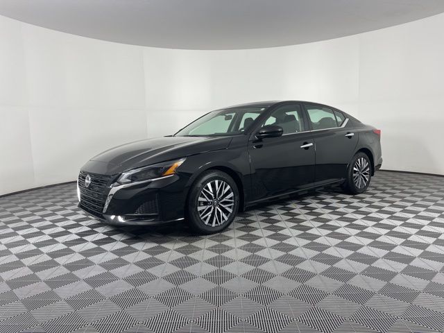 2023 Nissan Altima 2.5 SV 5