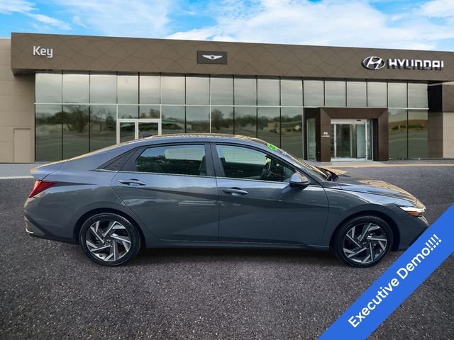 2025 Hyundai Elantra Hybrid