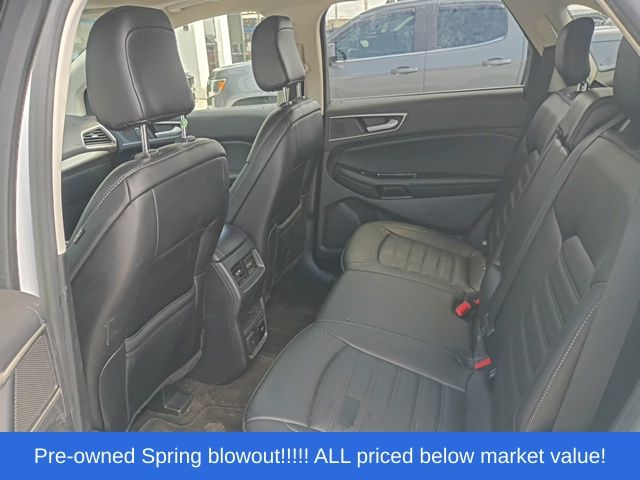 Used 2020 White Ford SEL image 12