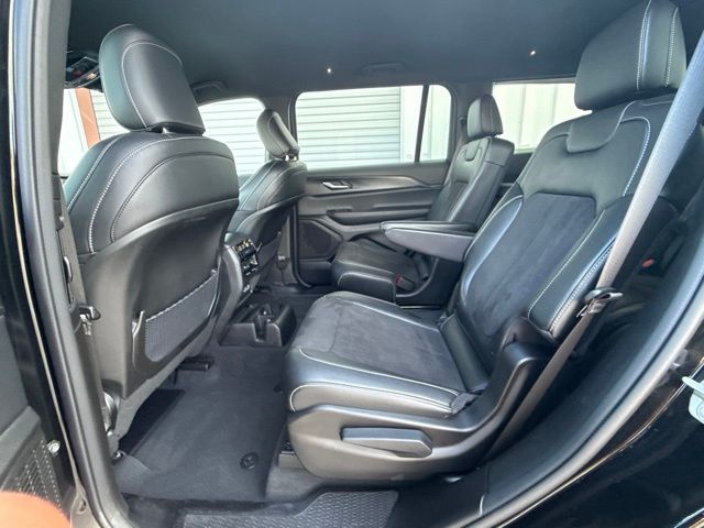 2024 Jeep Grand Cherokee L Altitude:46914A