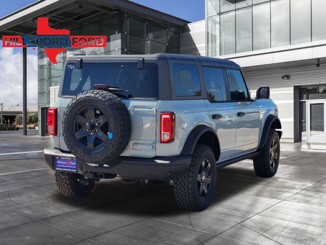 2024 Cactus Gray Ford Bronco Black Diamond 4X4 SUV