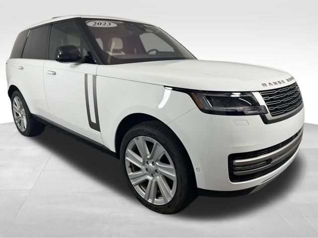 2023 Land Rover Range Rover SE 8