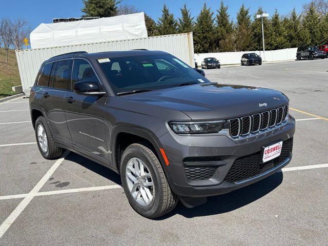 new 2026 Jeep Grand Cherokee car, priced at $43,473