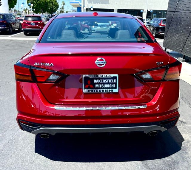 2021 Nissan Altima 2.5 SR 6